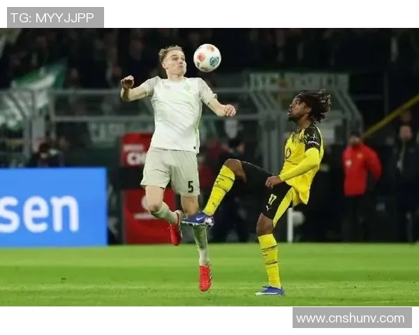 德甲激战:多特蒙德逆转曼联点球大战引爆全场激情解析